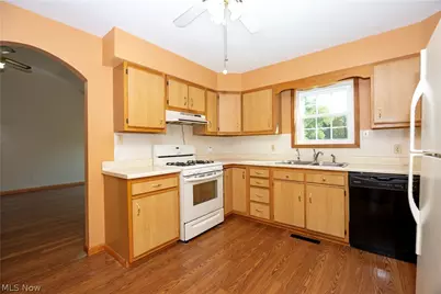 9975 Silvercreek Road, Wadsworth, OH 44281 - Photo 27