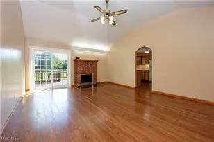 9975 Silvercreek Rd, Wadsworth, OH 44281 - Photo 11