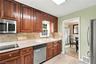 2723 Maplewood St, Cuyahoga Falls, OH 44221 - Photo 7