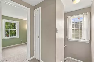 2723 Maplewood St, Cuyahoga Falls, OH 44221 - Photo 17