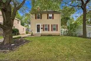 2723 Maplewood St, Cuyahoga Falls, OH 44221 - Photo 1