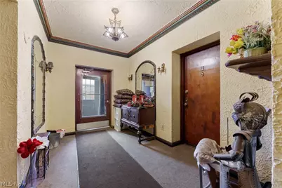 1419 Roycroft Avenue, Oakwood, OH 44107 - Photo 9