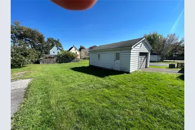 127 Manchester Avenue, Youngstown, OH 44509 - Photo 3