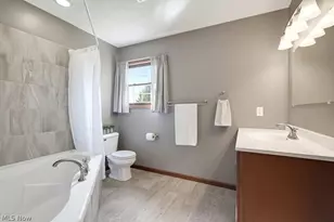 1214 Shady Lakes Dr, Kent, OH 44240 - Photo 27