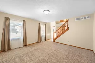591 Breiton Cir, Barberton, OH 44203 - Photo 9
