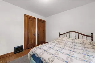 6077 Lake Ave, Elyria, OH 44035 - Photo 35