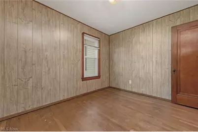 6077 Lake Avenue, Elyria, OH 44035 - Photo 23