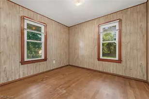 6077 Lake Ave, Elyria, OH 44035 - Photo 21