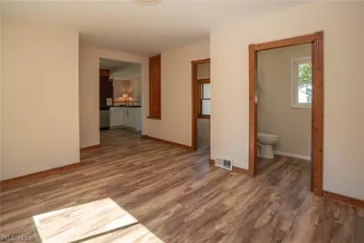 12800 Redwood Avenue NW, Uniontown, OH 44685 - Photo 13