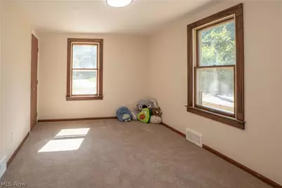 12800 Redwood Avenue NW, Uniontown, OH 44685 - Photo 23