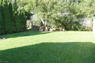 166 17th St NW, Barberton, OH 44203 - Photo 33