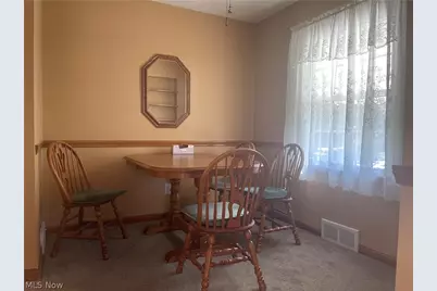 403 E 323rd Street, Willowick, OH 44095 - Photo 9
