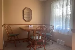 403 E 323rd St, Willowick, OH 44095 - Photo 9
