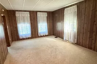 211 Marquand Ave, Conesville, OH 43811 - Photo 5