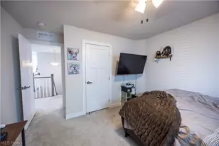 6170 James Dr, Lorain, OH 44053 - Photo 27