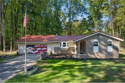 10533 Jones Rd, Diamond, OH 44412 - Photo 1