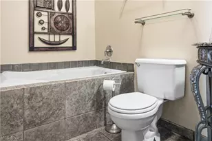 5972 Callaway Cir, Youngstown, OH 44515 - Photo 17