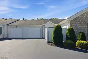 5972 Callaway Cir, Youngstown, OH 44515 - Photo 3