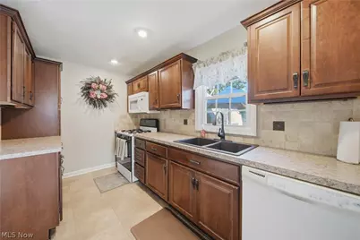 123 Marvella Drive NE, Canton, OH 44714 - Photo 11