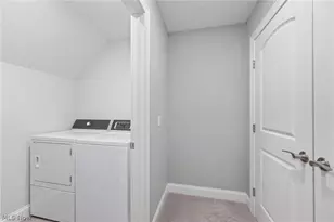 5860 Iva Dr, New Franklin, OH 44319 - Photo 23
