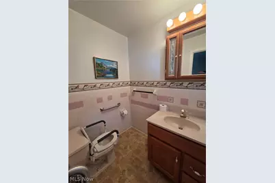 1565 E 332nd Street, Eastlake, OH 44095 - Photo 11
