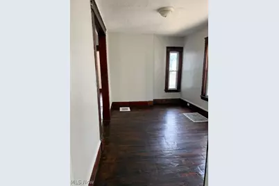 1439 E 110th Street, Loveland, OH 44106 - Photo 5