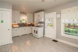 3609 Westview Ave NW, Canton, OH 44709 - Photo 11
