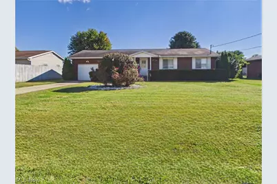 816 Campbell Drive, Belpre, OH 45714 - Photo 1