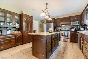 211 22nd St NW, Canton, OH 44709 - Photo 9