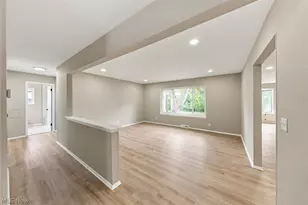 270 Michigan Ave, Elyria, OH 44035 - Photo 5