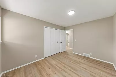 270 Michigan Avenue, Elyria, OH 44035 - Photo 25