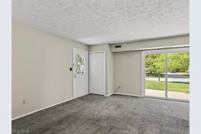 4927 Friar Road #Unit D, Stow, OH 44224 - Photo 3