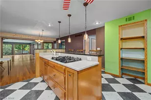 916 Elywood Dr, Elyria, OH 44035 - Photo 23