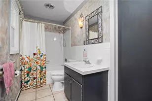 916 Elywood Dr, Elyria, OH 44035 - Photo 31