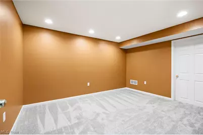 853 Edgar Lane, Brunswick, OH 44212 - Photo 29