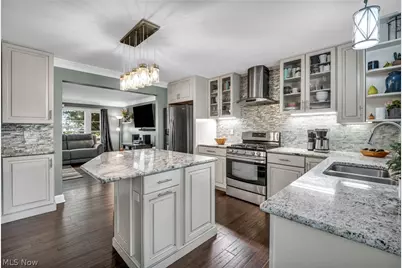 20696 S Woodland Road, Huber Heights, OH 44122 - Photo 5