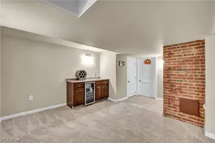 20696 S Woodland Rd, Huber Heights, OH 44122 - Photo 29