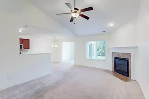 1146 Briarcliff Dr, Akron, OH 44312 - Photo 7