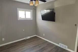 113 Hollywood Ave, Cuyahoga Falls, OH 44221 - Photo 13