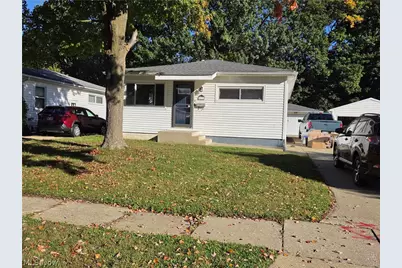 113 Hollywood Avenue, Cuyahoga Falls, OH 44221 - Photo 1