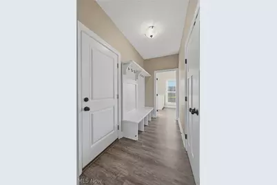 2625 Ledgestone Drive NW, Uniontown, OH 44685 - Photo 11