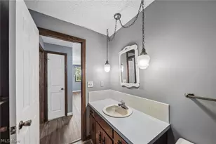 2337 Reno Dr NE, Louisville, OH 44641 - Photo 37