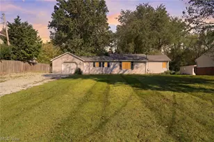 4449 18th St NW, Canton, OH 44708 - Photo 1