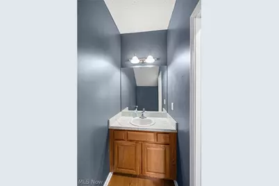 308 E Marina Parkway, Lorain, OH 44052 - Photo 13