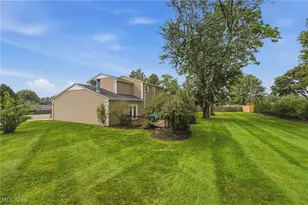 5224 Oakbriar Cir NE, Canton, OH 44705 - Photo 7