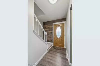 5224 Oakbriar Circle NE, Canton, OH 44705 - Photo 13