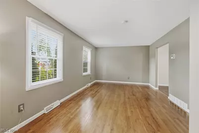 5224 Oakbriar Circle NE, Canton, OH 44705 - Photo 15