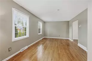 5224 Oakbriar Cir NE, Canton, OH 44705 - Photo 15