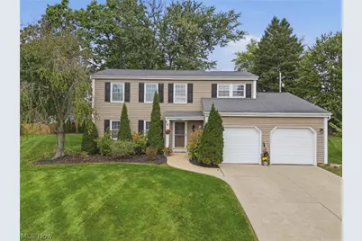5224 Oakbriar Circle NE, Canton, OH 44705 - Photo 1