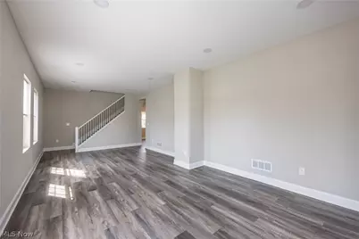 1716 Robindale Street, Wickliffe, OH 44092 - Photo 11